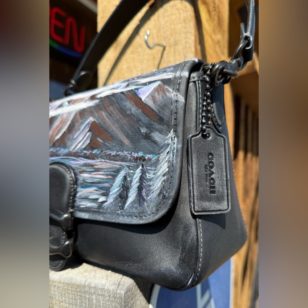 COACH Soft Tabby Bag, Leather & Pewter Hardware- Black 🖤 *Handpainted - Picture 6 of 17